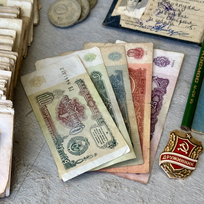 Gifts & Collectibles