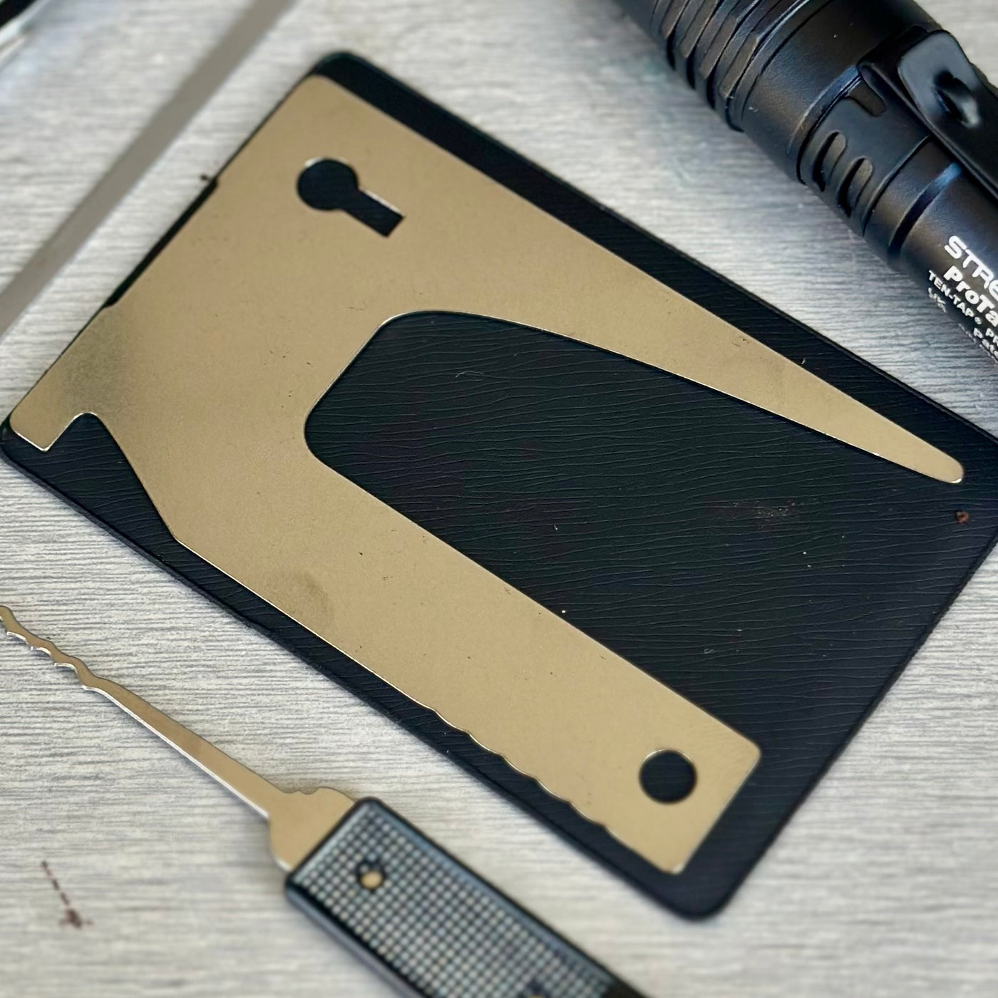 Multipass EZ-Card Lock Bypass Tool