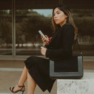 Callisto Kevlar Shoulder Bag